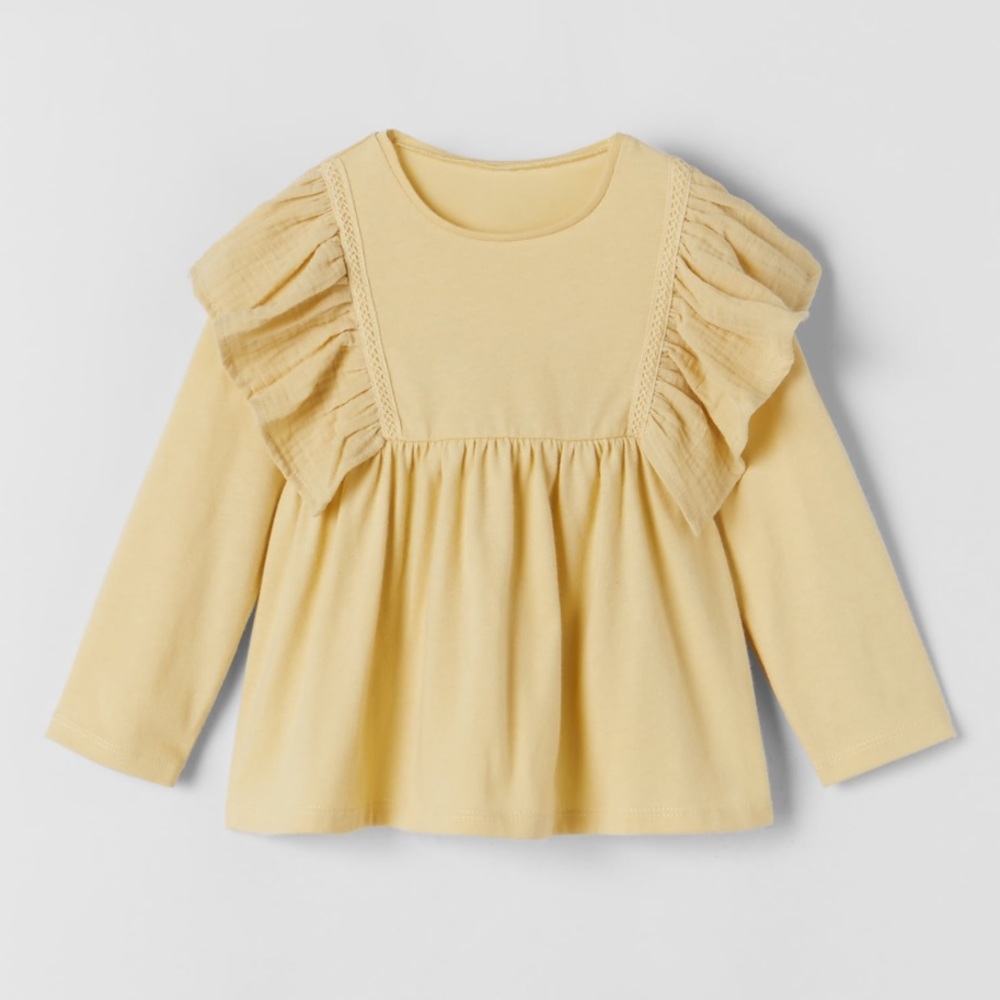 • Zara • Ruffled Oversized Blouse